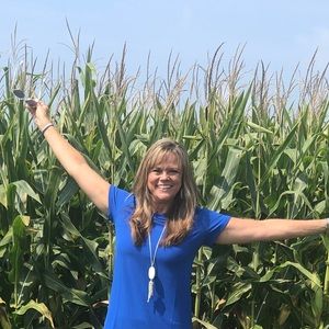 Meet your Posher, Julie